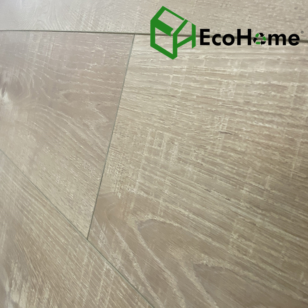 High Quality Light Oak Fiber Wood MoistureProof Laminate Flooring for